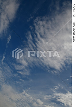 Sky background material, blue sky, striking clouds Sky background material, blue sky, striking clouds 45039277