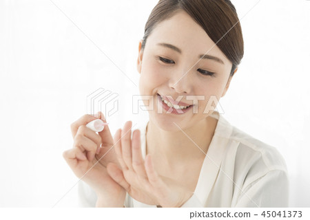 美甲時尚的笑容 45041373