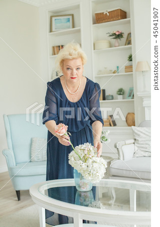 Beautiful senior woman at home, portrait 45041907