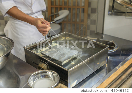 Yoshino Azusa Yoshino Azusa 45046522