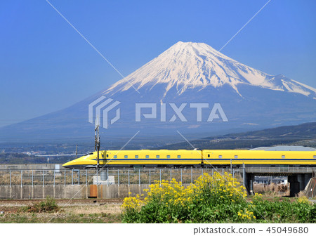 Doctor Yellow and Mt. Fuji-5378 45049680