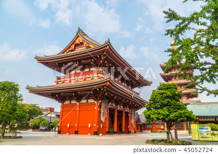 Beautiful architecture building sensoji temple is the famous place for visit in asakusa area Beautiful architecture building sensoji temple is the famous place for visit in asakusa area 45052724