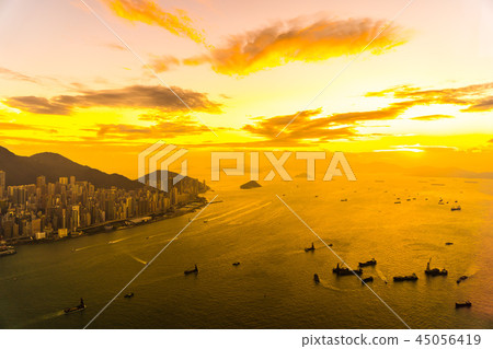 Beautiful colorful sunset in hong kong city skyline Beautiful colorful sunset in hong kong city skyline 45056419