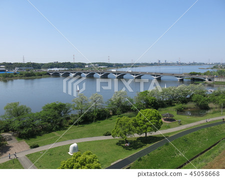 從Teganuma水域廣場“水廳”(西南側)的觀察室觀看 從Teganuma水域廣場“水廳”(西南側)的觀察室觀看 45058668