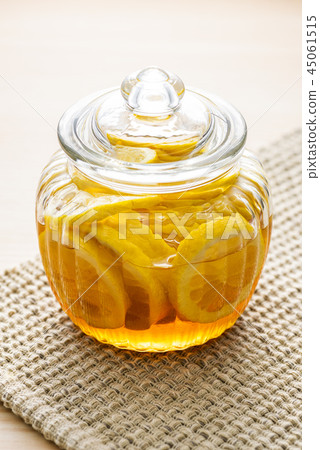 Honey pickled lemon Honey pickled lemon 45061515