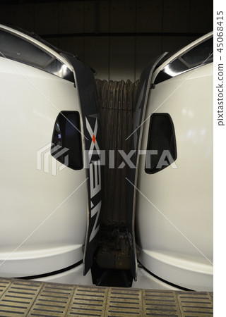 narita express, jr east, electric train 45068415