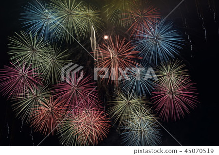 Fireworks 45070519