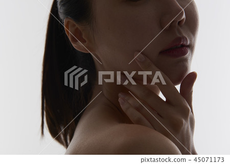 beauty beauty 45071173