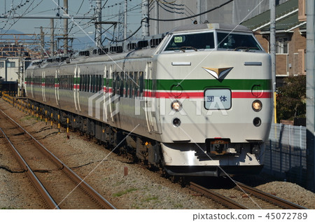 JR East 189 series M52 formation group temporary train JR East 189 series M52 formation group temporary train 45072789