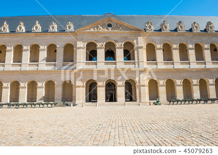 Great Court museum 45079263