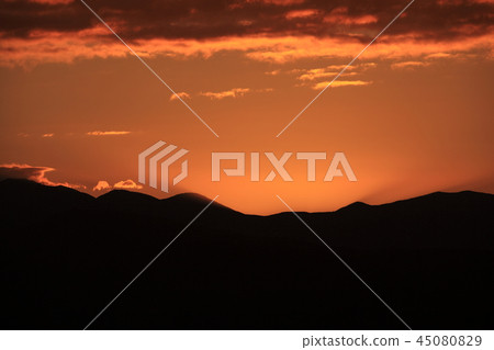 Color of the sun Color of the sun 45080829