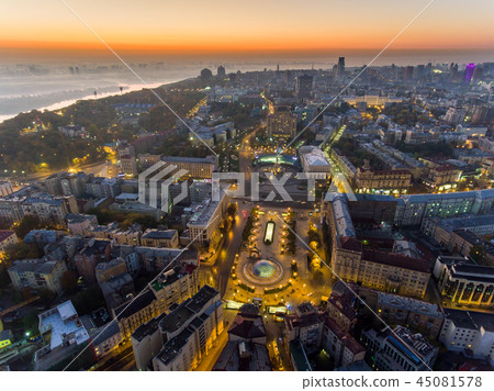 Independence Square. Ukraine. Aerial view of the Independence Monument. Revolution of pride. Orange 45081578