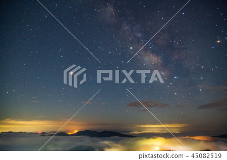 瀨戶內海的雲海和星系 瀨戶內海的雲海和星系 45082519