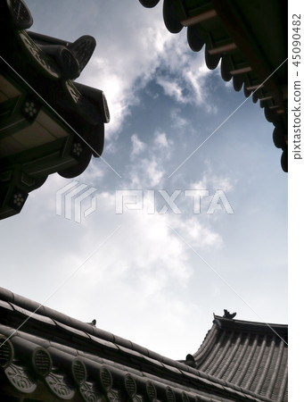 Korean Tradition, Traditional Korean House, Korean Landmark, Korean Palace Korean Tradition, Traditional Korean House, Korean Landmark, Korean Palace 45090482