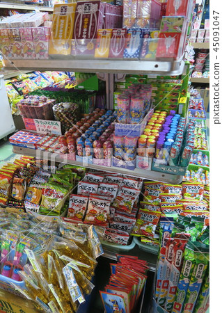 Cheap sweets 45091047