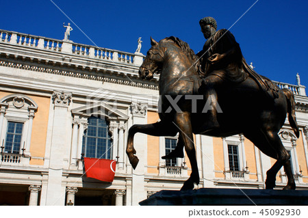 Statue Marco Aurelio at the Capitoline Statue Marco Aurelio at the Capitoline 45092930