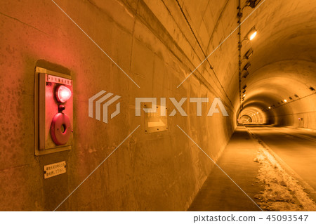 Inside the tunnel of a general road 45093547