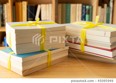 Disposal Book Disposal Moving Moving Remains Organizing Collection Bookshelf 45095949