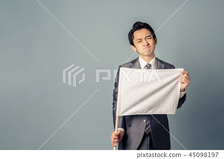 男性白旗 45098197