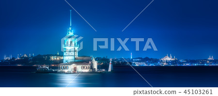 Maiden Tower in Bosphorus strait Istanbul, Turkey Maiden Tower in Bosphorus strait Istanbul, Turkey 45103261
