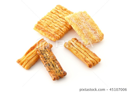 Various tastes of rice crackers Various tastes of rice crackers 45107006
