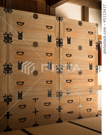 Japanese chest of drawers 45113417