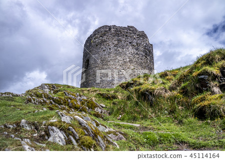 Dolbadarn Castle at Llanberis in Snowdonia National Park in Wales 45114164