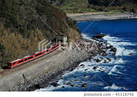 Kinme train going Imaihama coast Kinme train going Imaihama coast 45118748