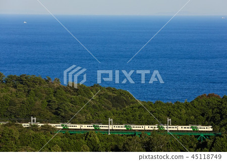 Dancer going to Kawana 45118749