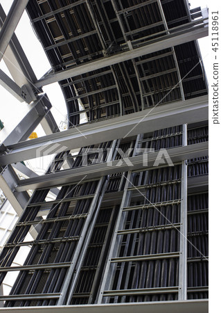 Cable Trays and Cable Ladders on Pipe Rack 45118961