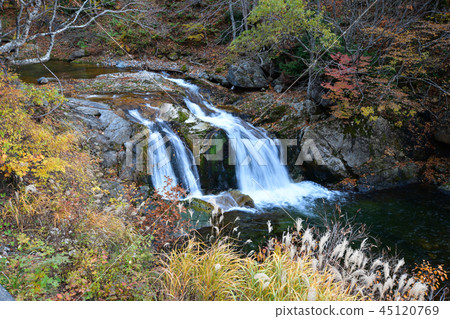 Teruha Gorge waterfall and colored leaves Teruha Gorge waterfall and colored leaves 45120769