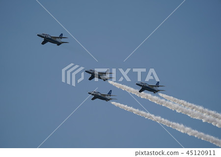 Blue Impulse  45120911