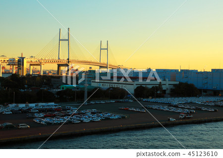 Yokohama port at dusk from Ooguro Pier 45123610