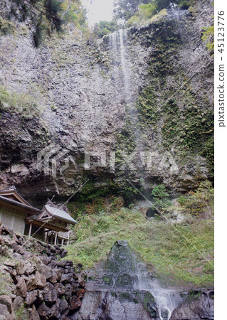 Ogi-no-shima Gokanko Shrine and Danko Falls 45123776