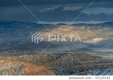 Bryce Canyon National Park in the winter 45124142