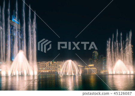 The night cityscape with dancing fountain of Dubai 45126087