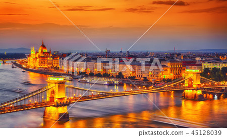 Budapest city night scene. View at Chain bridge Budapest city night scene. View at Chain bridge 45128039