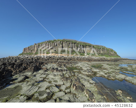 Columnar basalt / Lake Biwa, Taiwan / Columnar Basalt, Tongpan, Taiwan 45128632