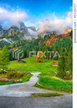 Beautiful view of idyllic colorful autumn scenery Beautiful view of idyllic colorful autumn scenery 45128727