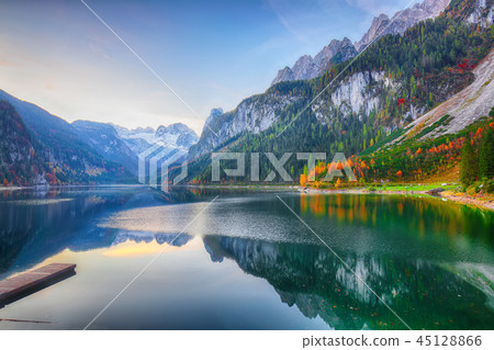 Beautiful view of idyllic colorful autumn scenery 45128866