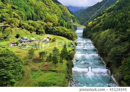 Tokushima / Iya (landscape with river) 45129345