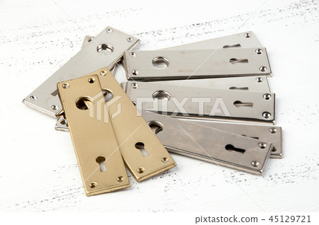 Vintage metal key and handle holes cover 45129721