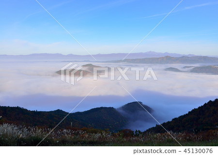 Clouds of Takatsumu mountain Clouds of Takatsumu mountain 45130076