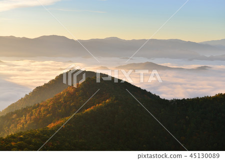 Clouds of Takatsumu mountain 45130089