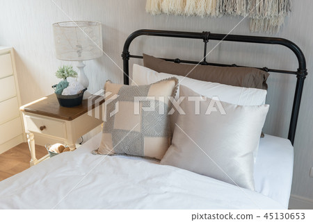 classic bedroom style classic bedroom style 45130653