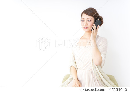 年輕的女士 45131640