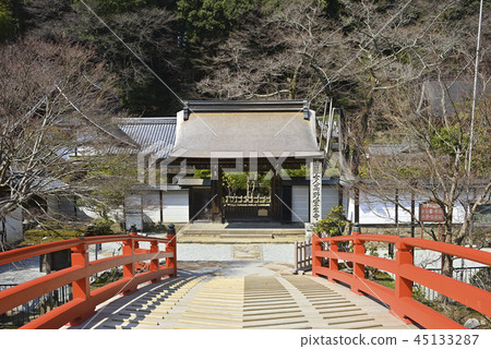 Entrance to Muro-ji Temple Entrance to Muro-ji Temple 45133287