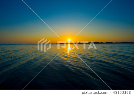 Lake, Sea, Sunset, Sunrise - Dawn, Sky 45133398