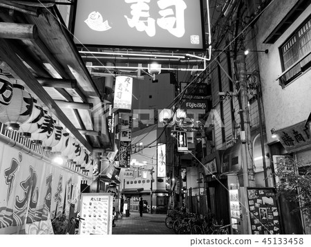 大阪梅田Hatsunekami的夜晚(黑白) 大阪梅田Hatsunekami的夜晚(黑白) 45133458