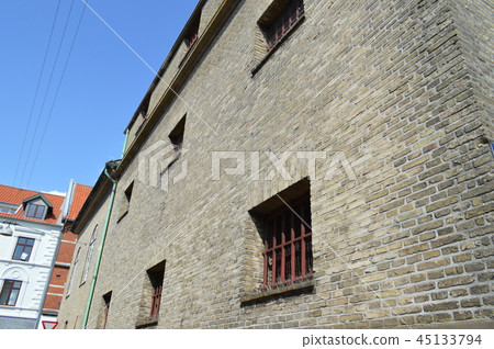 在監獄博物館,Faaborg,丹麥鐵花格窗口 在監獄博物館,Faaborg,丹麥鐵花格窗口 45133794